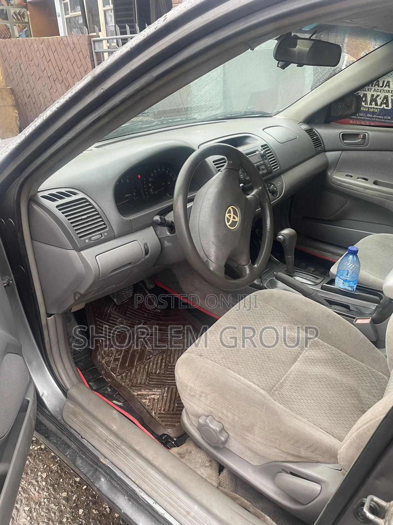 Toyota Camry 2005 Gray