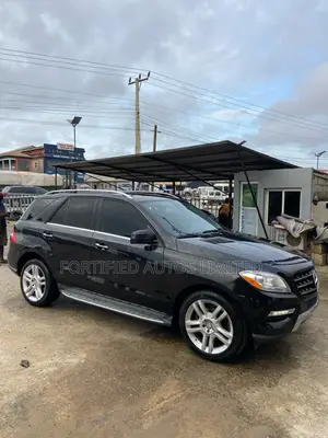Mercedes-Benz M Class ML350 4dr SUV (3.5L 6cyl 7A) 2014 Black