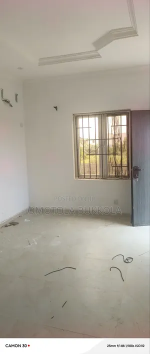 3bdrm Block of Flats in In An Estate, Ado / Ajah for rent