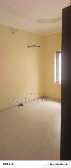3bdrm Block of Flats in In An Estate, Ado / Ajah for rent