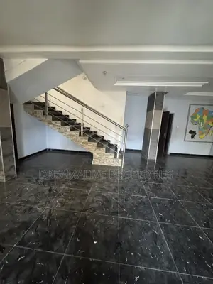 4bdrm Duplex in Green City Estate, Gwarinpa for rent