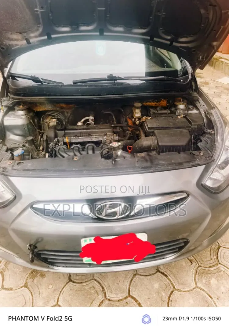 Hyundai Accent 2012 Gray