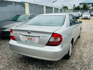 Toyota Camry 2004 Silver
