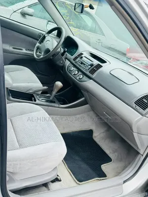 Toyota Camry 2004 Silver