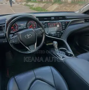 Toyota Camry 2018