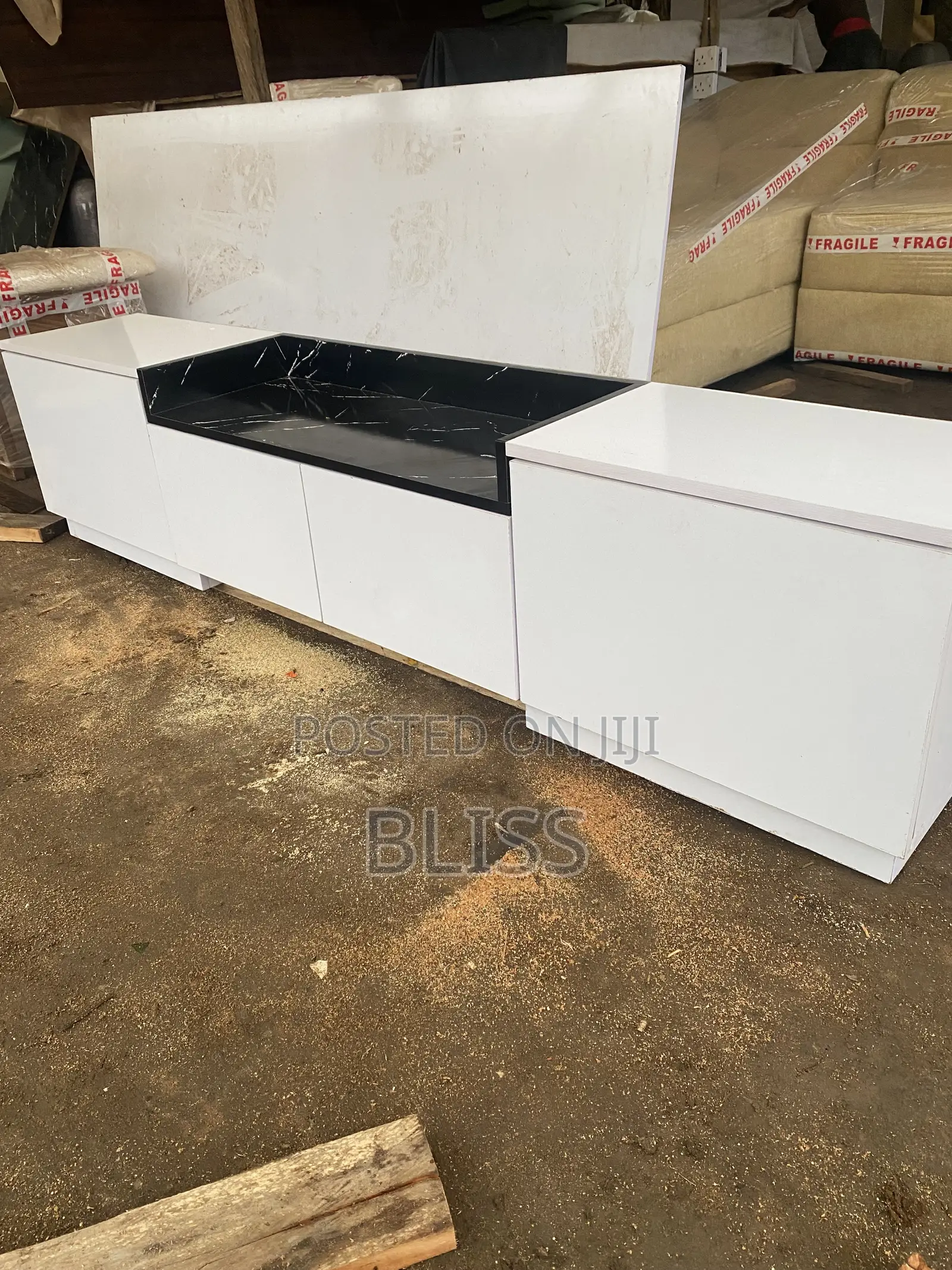 Standard 6ft TV Shelf