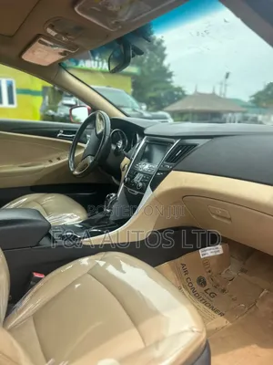 Hyundai Sonata 2013 Red