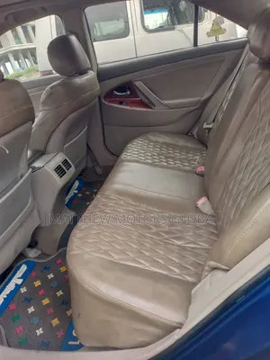 Toyota Camry 2011 Blue