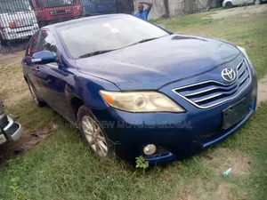 Toyota Camry 2011 Blue