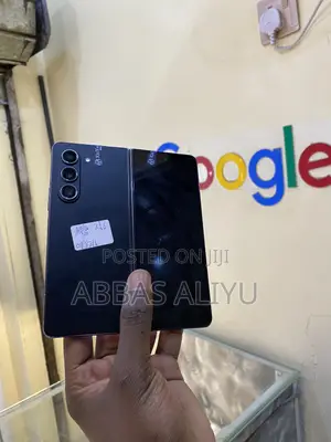 New Samsung Galaxy Z Fold 5 256 GB Black