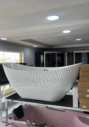 Standing Bathtub White