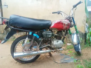 Bajaj Boxer 2022 Red