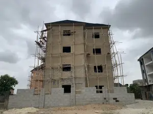 Furnished 3bdrm Block of Flats in The Kings Colonnade, Life Camp