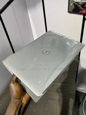 Laptop Dell Latitude 5320 16GB Intel Core i5 SSD 256GB