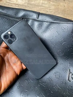 Apple iPhone 11 Pro Max 64 GB Gray