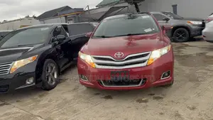 Toyota Venza XLE AWD V6 2013 Red