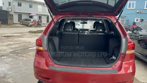 Toyota Venza XLE AWD V6 2013 Red