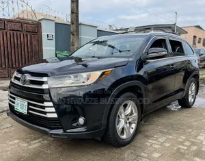 Toyota Highlander 2015 Black