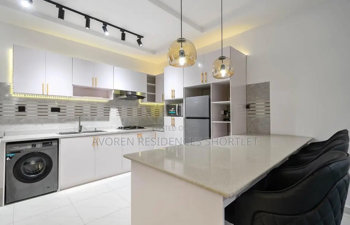 Beautiful Two Bedroom Shortlet