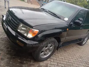Toyota Land Cruiser 100 4.7 V8 Executive 2005 Black