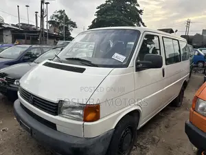 Volkswagen Transporter 2003 White