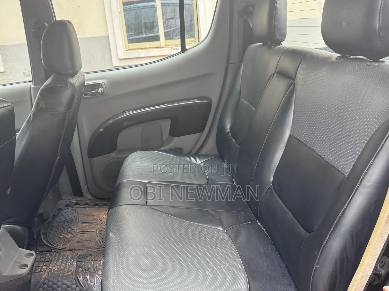 Mitsubishi Triton 2013 Black
