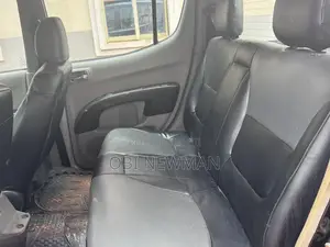 Mitsubishi Triton 2013 Black