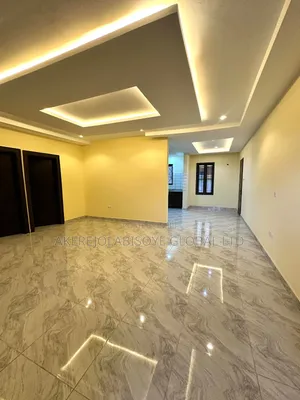 2bdrm Apartment in Gwarinpa Main, Life Camp for rent