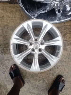 18rim for Lexus Rx350 Factory Filted Design in Silver Color Available