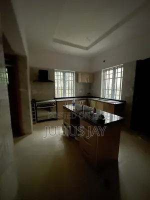 3bdrm Shared Apartment in Cooplang, Chevron for rent