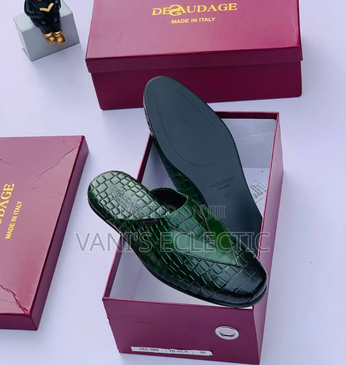 DeSaudaGe Half-Shoes