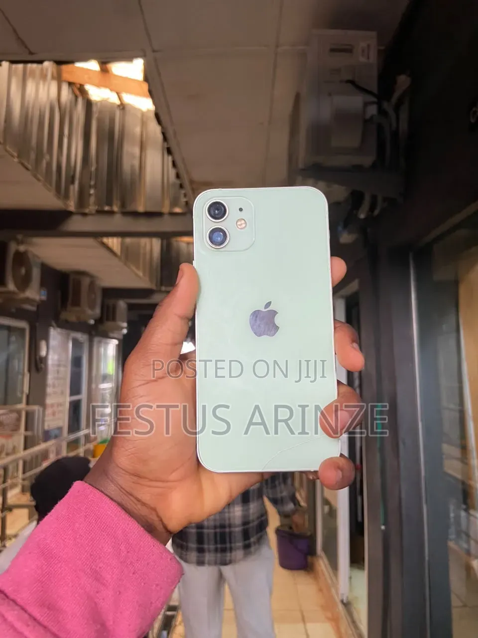 Apple iPhone 12 64 GB Orange