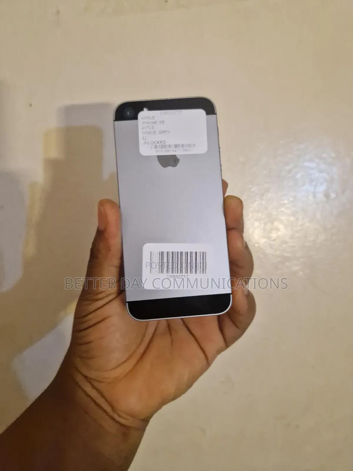 Apple iPhone SE 32 GB Gray