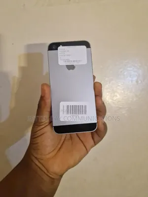 Apple iPhone SE 32 GB Gray