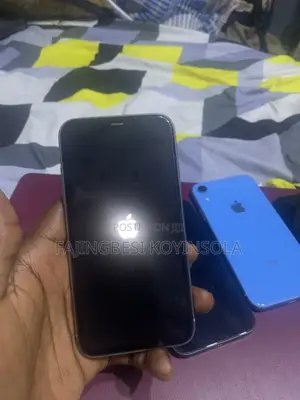 Apple iPhone 11 64 GB Purple
