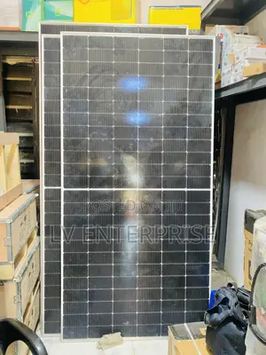 Solar Panel Jinko 650 Watts