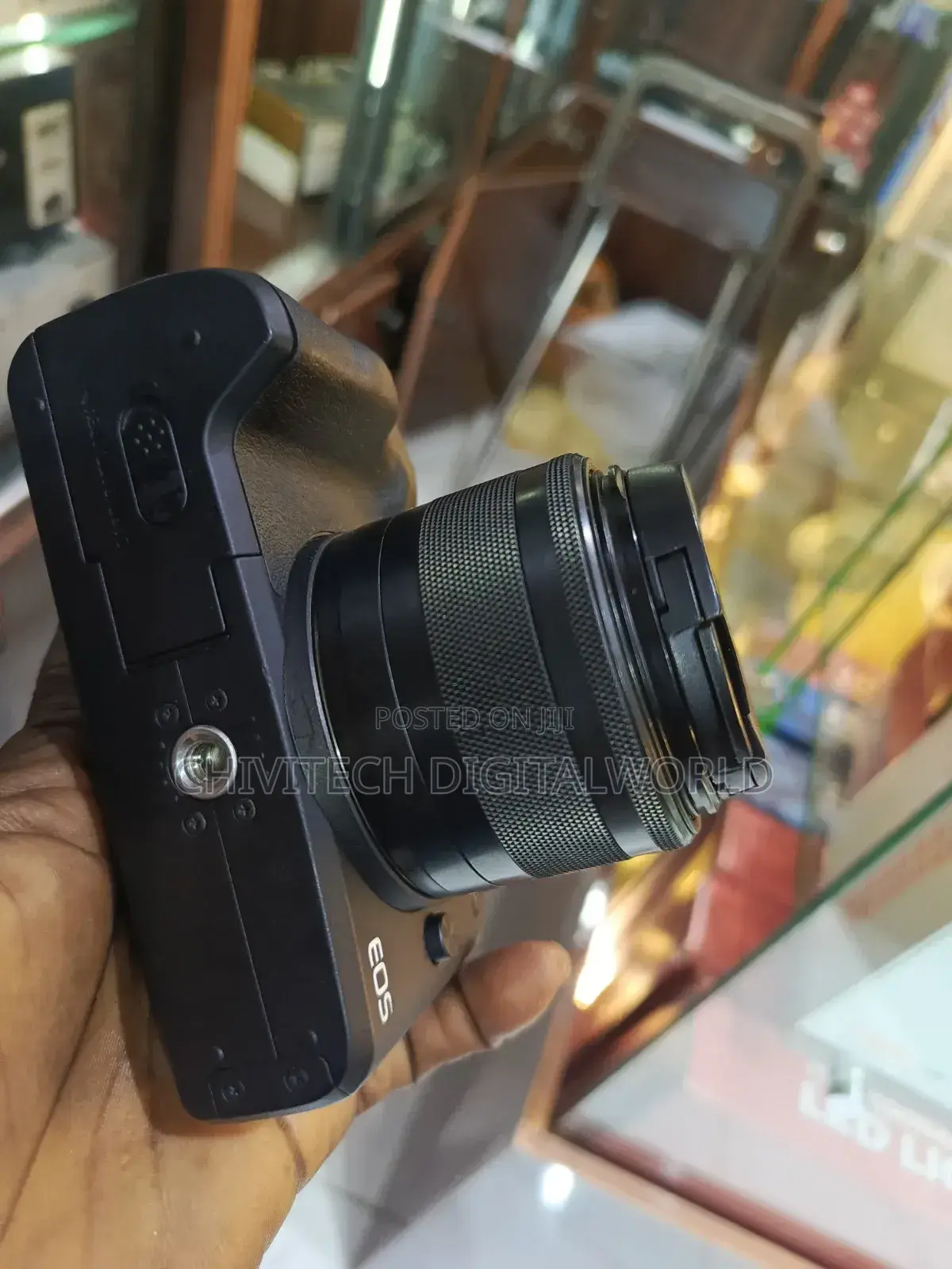 Canon EOS M50 Camera