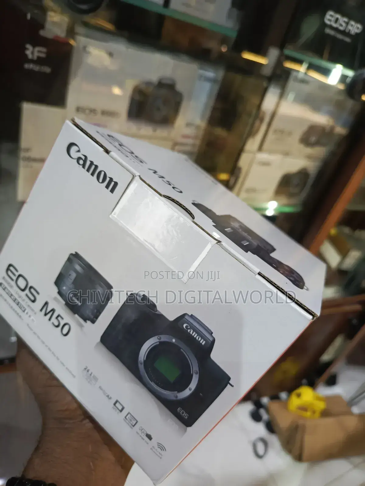Canon EOS M50 Camera