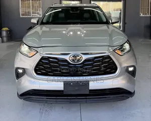 Toyota Highlander XLE AWD 2020 Silver