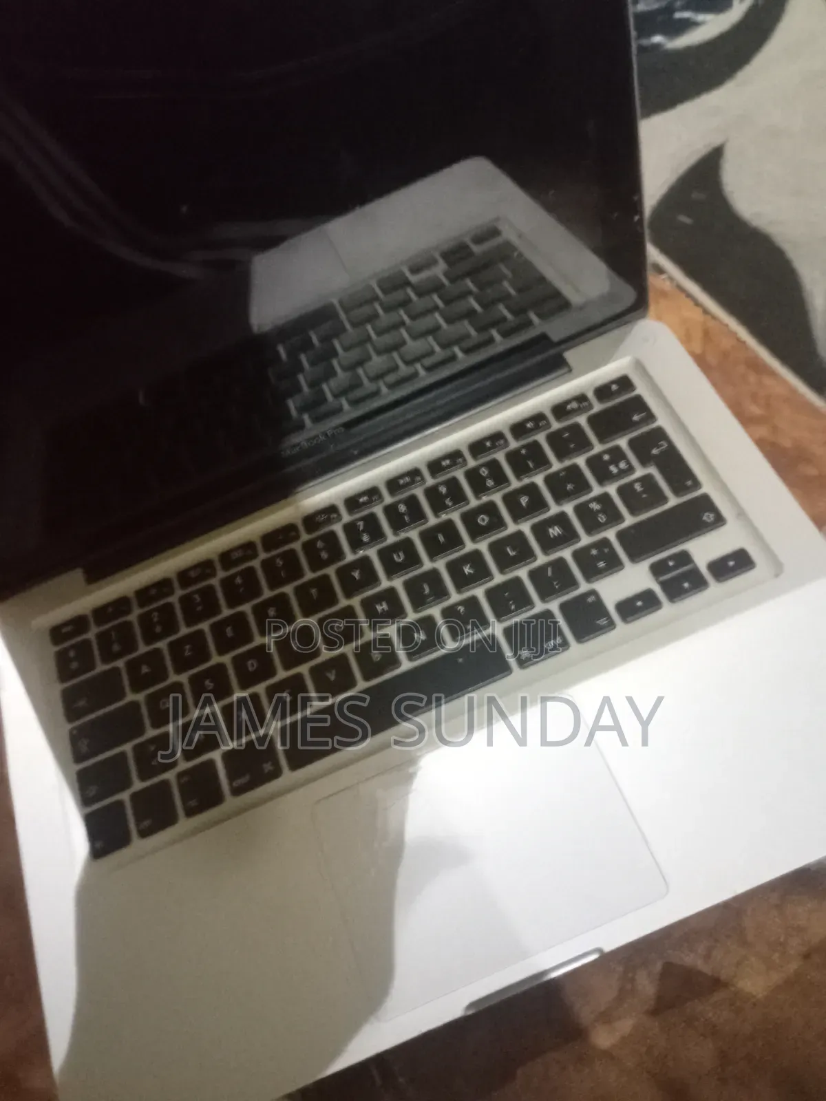 Laptop Apple MacBook 2012 8GB Intel Core i5 SSD 72GB