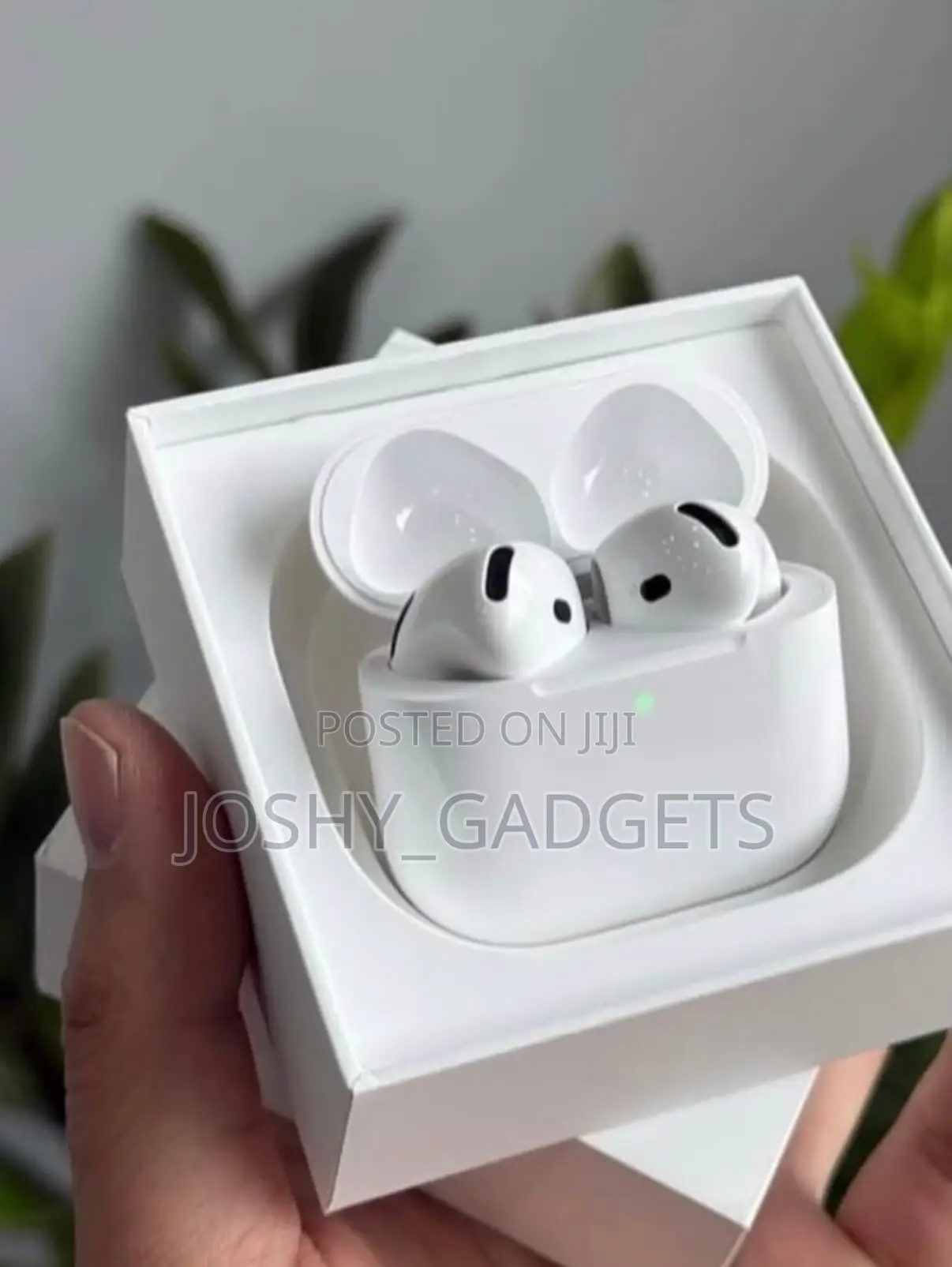 AirPod 4 Available