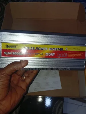 Yoongfa 2000W 12V DC to 230v AC Solar Power Inverter