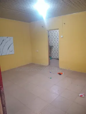 1bdrm Block of Flats in Irewolede, Ido for rent
