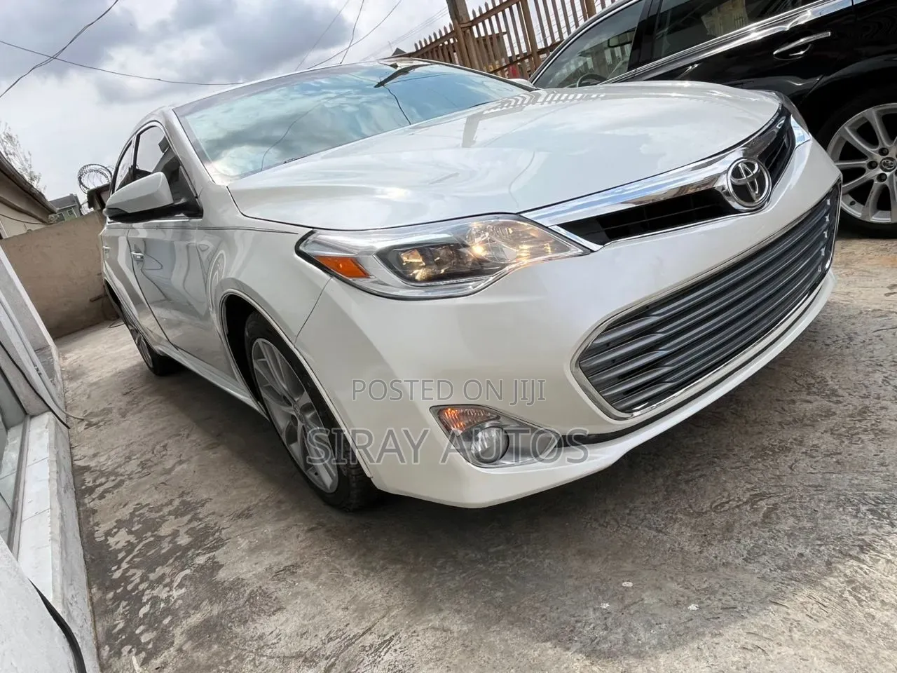 Toyota Avalon 2014 White