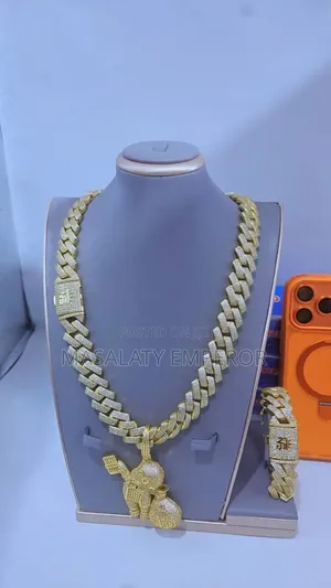 Mens Ics Chains