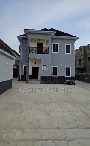4bdrm Duplex in Apo District for sale