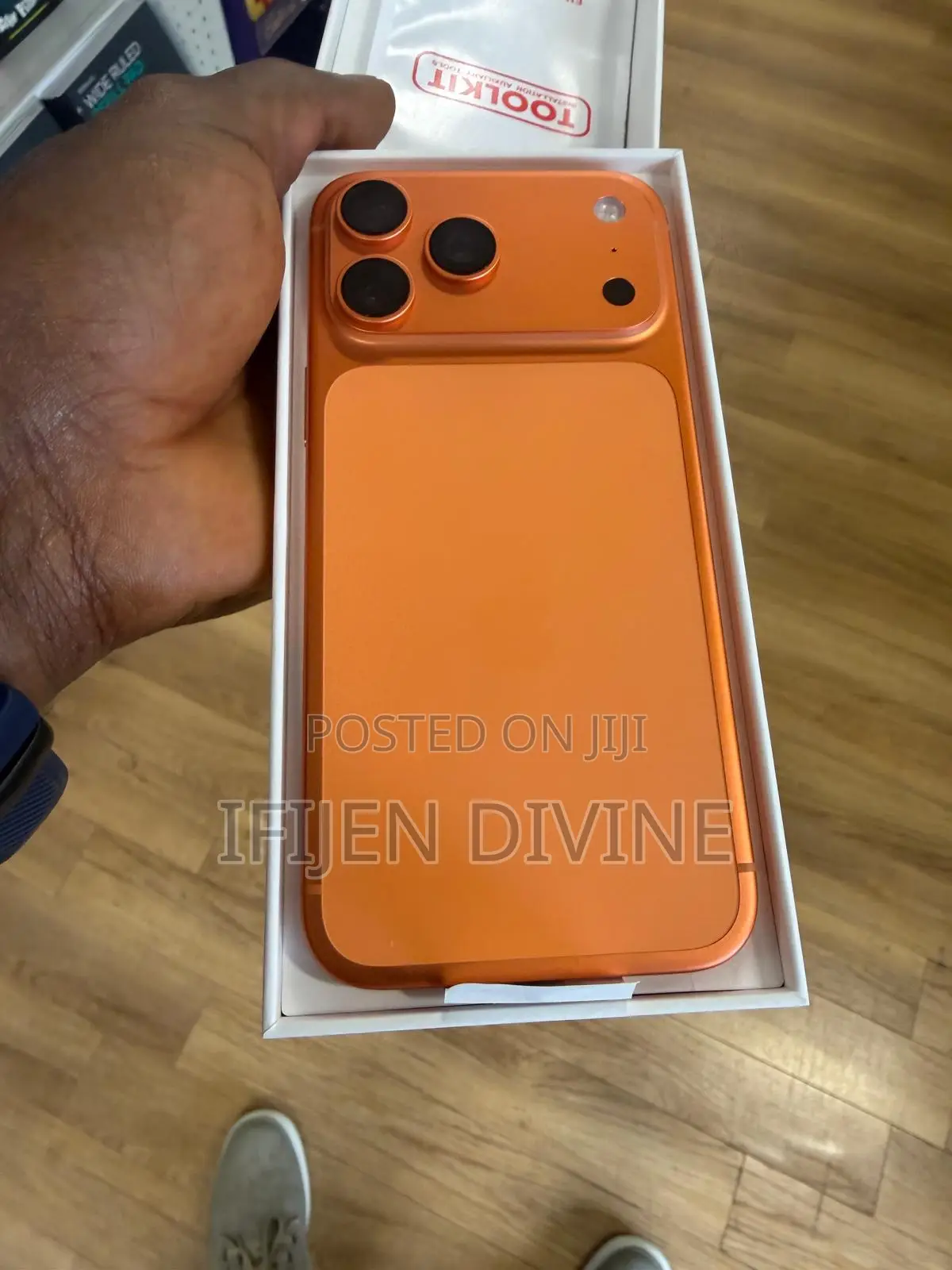 New Apple iPhone 17 Pro Max 512 GB Orange