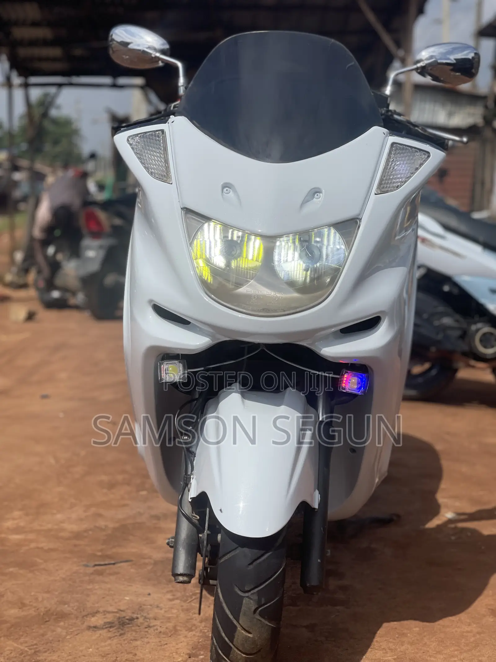 Yamaha Majesty 2020 White
