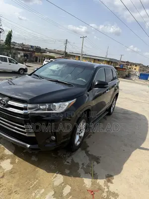 Toyota Highlander 2016 Black