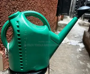 15-Liter Plastic Watering Can Green Color